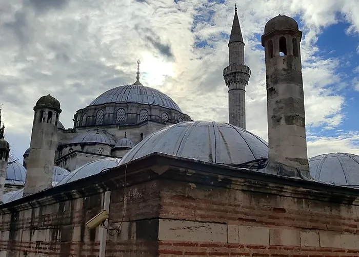 Nur Home1 アパート